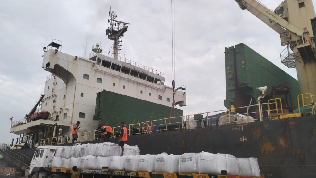 LOADING OF BAGS (5)